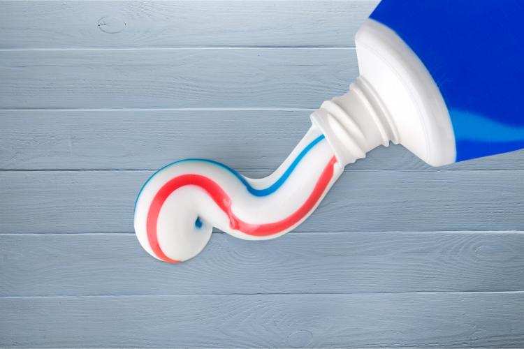 Are There Any Benefits to Fluoride-Free Toothpaste?