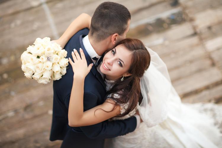 Get Your Smile Ready for Wedding Photos